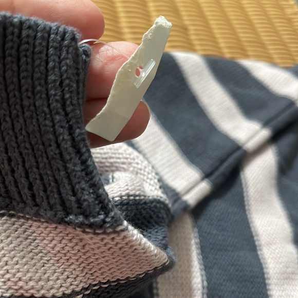 Frenchi sweater with collar. Striped with light pink - Picture 7 of 7